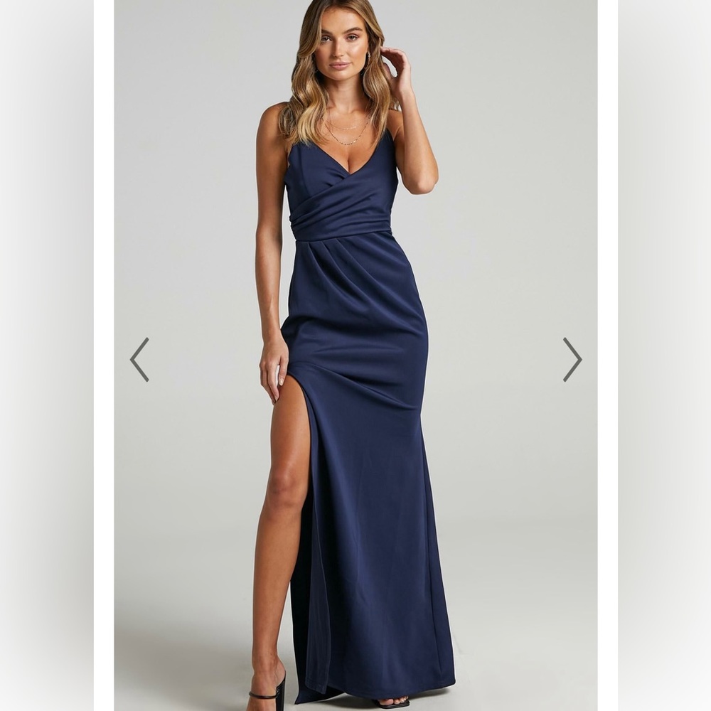 Navy maxi with slit